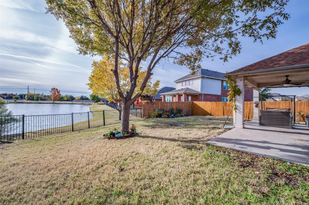 2384 Evening Song Drive Little Elm, TX 75068