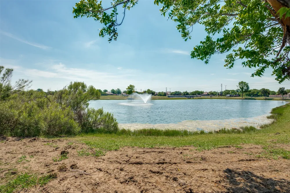 2384 Evening Song Drive Little Elm, TX 75068