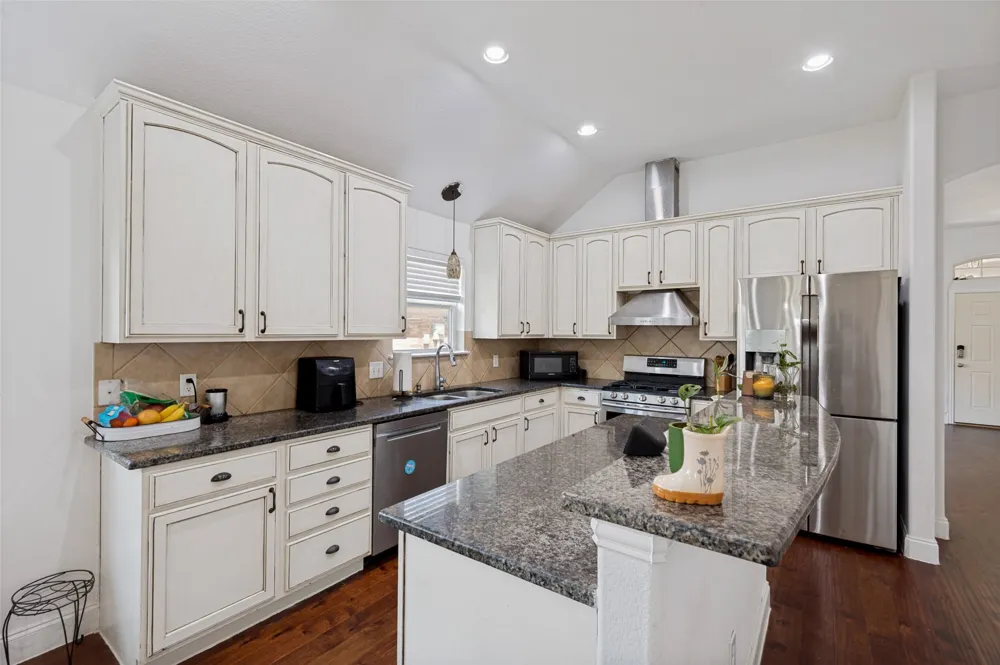 2384 Evening Song Drive Little Elm, TX 75068