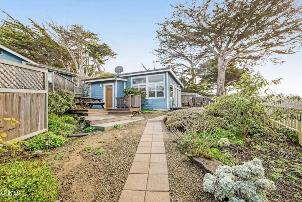 11251 Lansing Street Mendocino, CA 95460