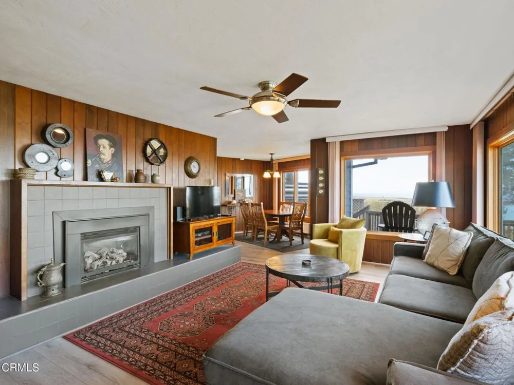 11251 Lansing Street Mendocino, CA 95460