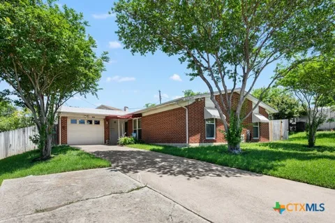 713 W Mary Jane Drive
