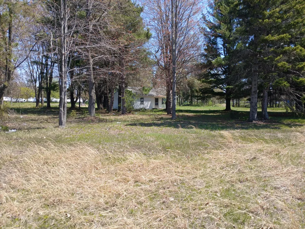 76 Meyers Road Ludington, MI 49431
