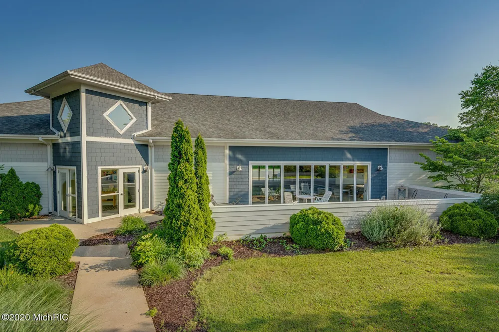 90 Diamond Point Lane New Buffalo, MI 49117