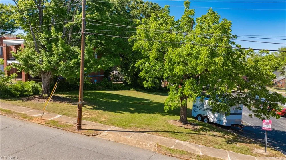 163 E Academy Street Asheboro, NC 27203
