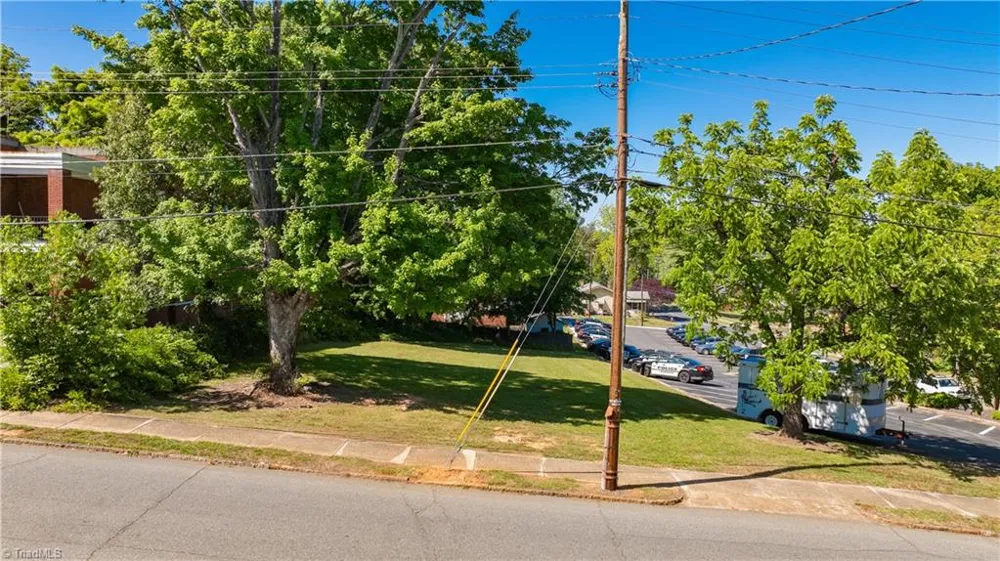 163 E Academy Street Asheboro, NC 27203