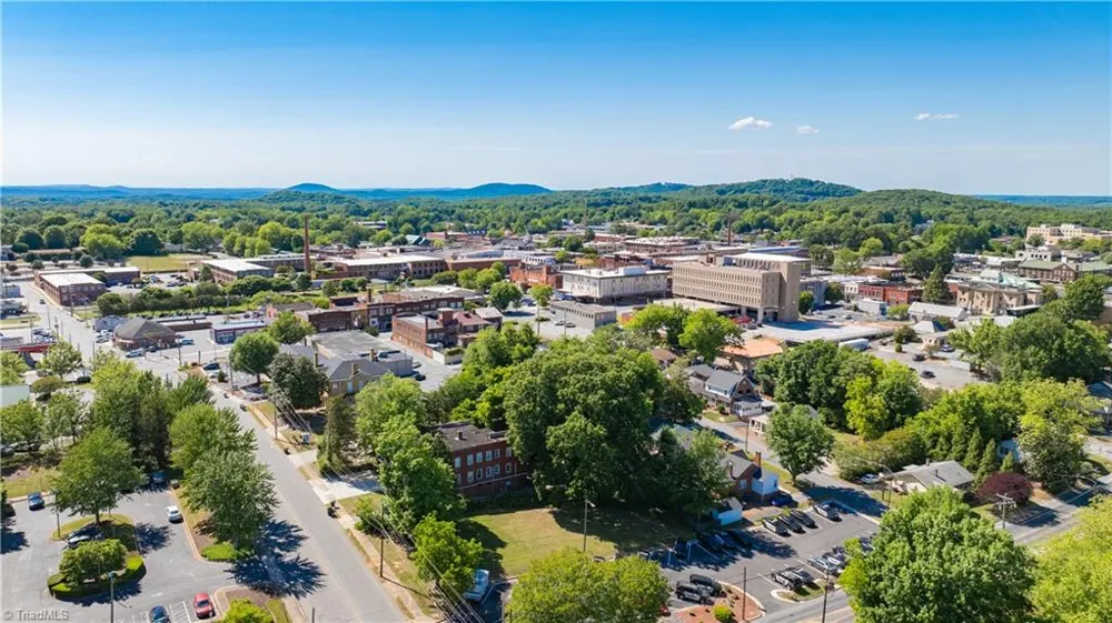 163 E Academy Street Asheboro, NC 27203