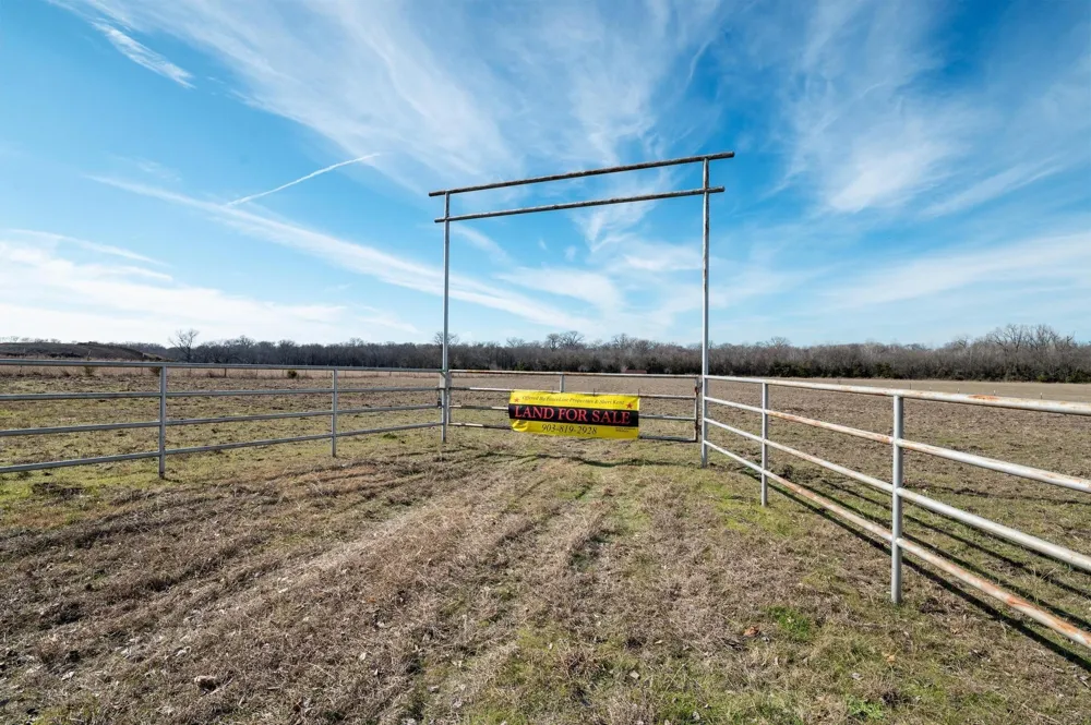 5215 COUNTY ROAD 277 Melissa, TX 75454
