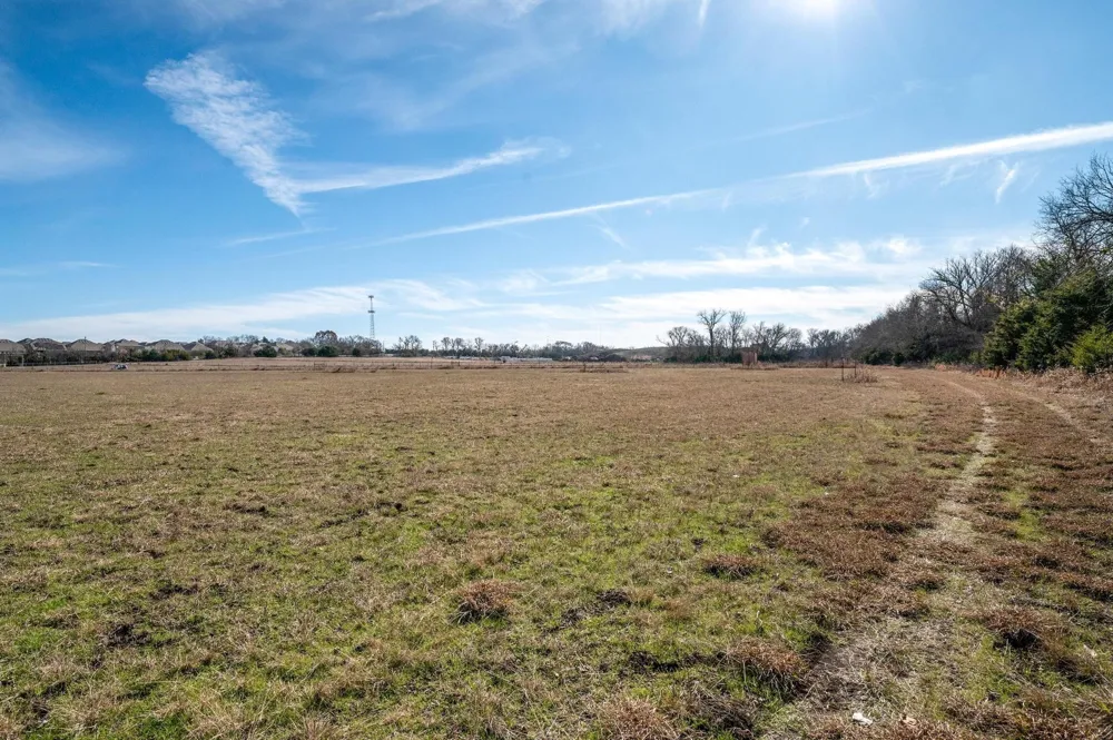 5215 COUNTY ROAD 277 Melissa, TX 75454