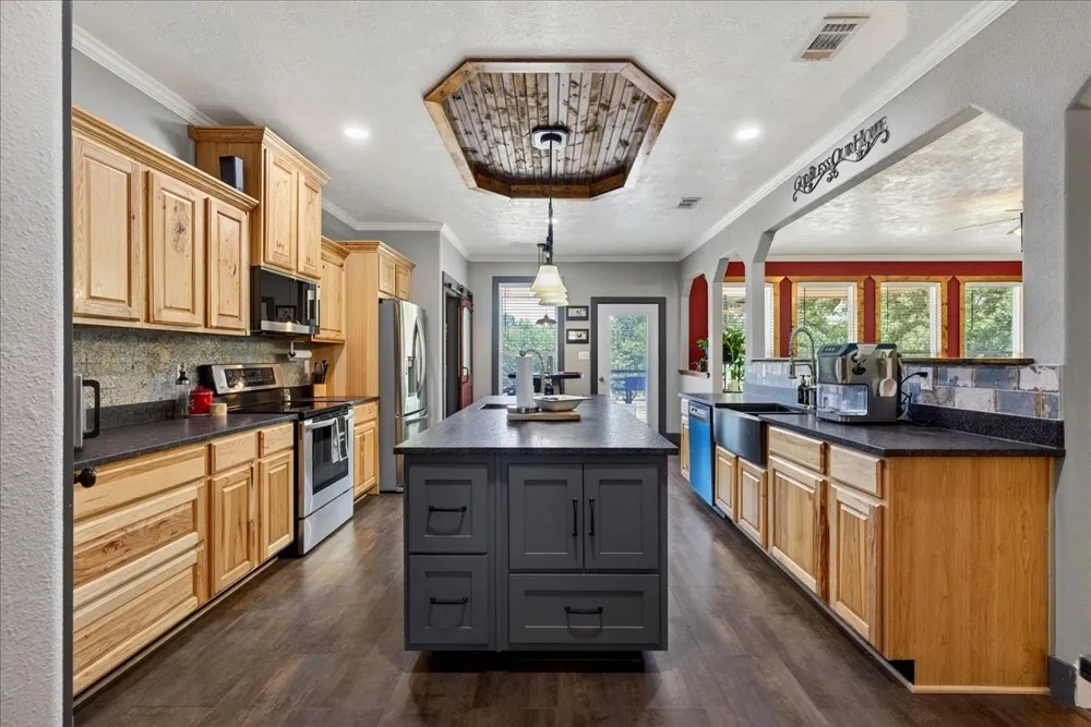 11591 Fm 59 Athens, TX 75751