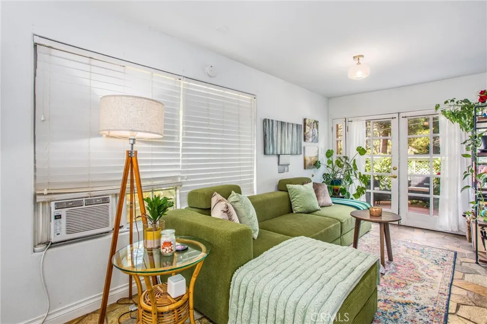39429 Canyon Drive Forest Falls, CA 92339