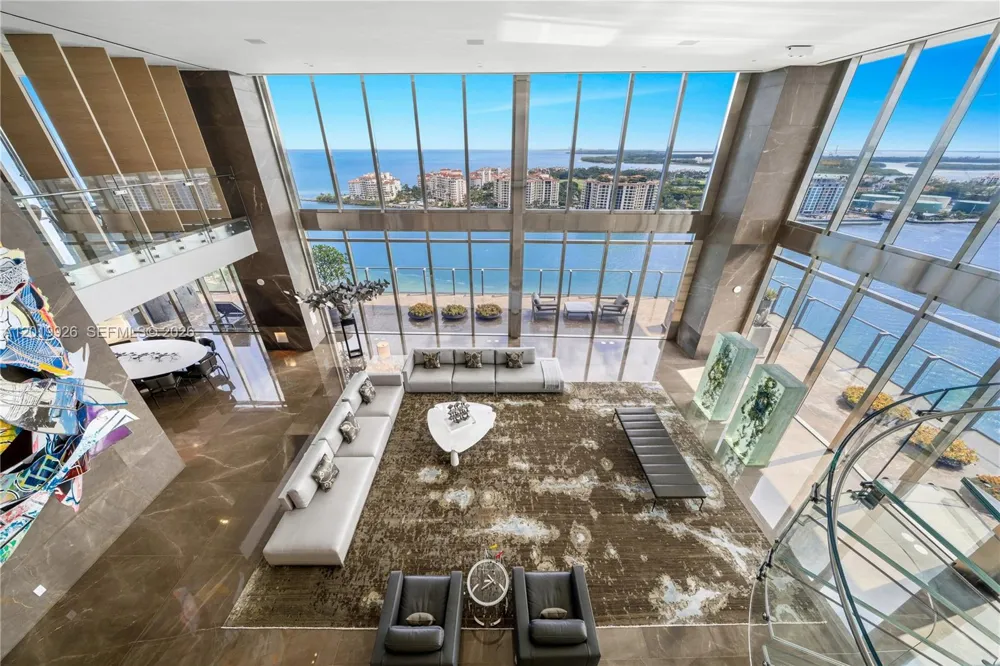 800 S Pointe Dr #Penthouse 2204 Miami Beach, FL 33139