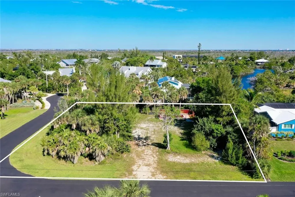 1653 Bunting Lane Sanibel, FL 33957