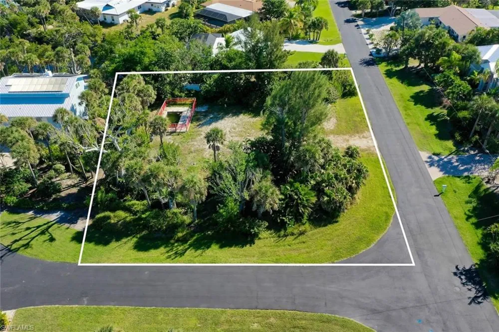 1653 Bunting Lane Sanibel, FL 33957