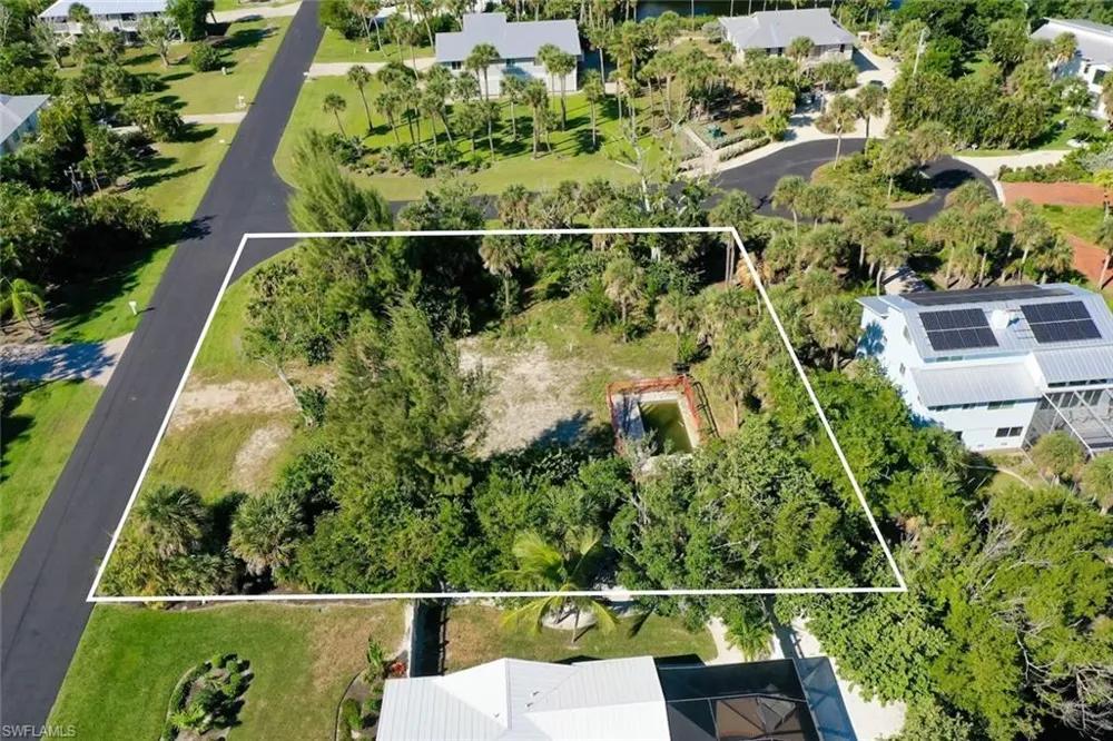 1653 Bunting Lane Sanibel, FL 33957