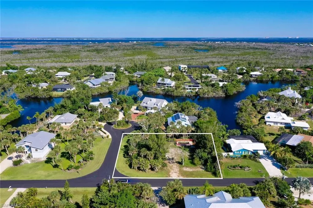 1653 Bunting Lane Sanibel, FL 33957