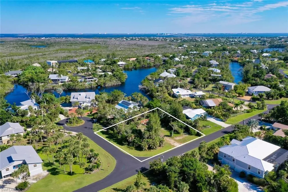 1653 Bunting Lane Sanibel, FL 33957