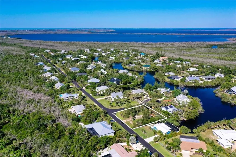 1653 Bunting Lane Sanibel, FL 33957
