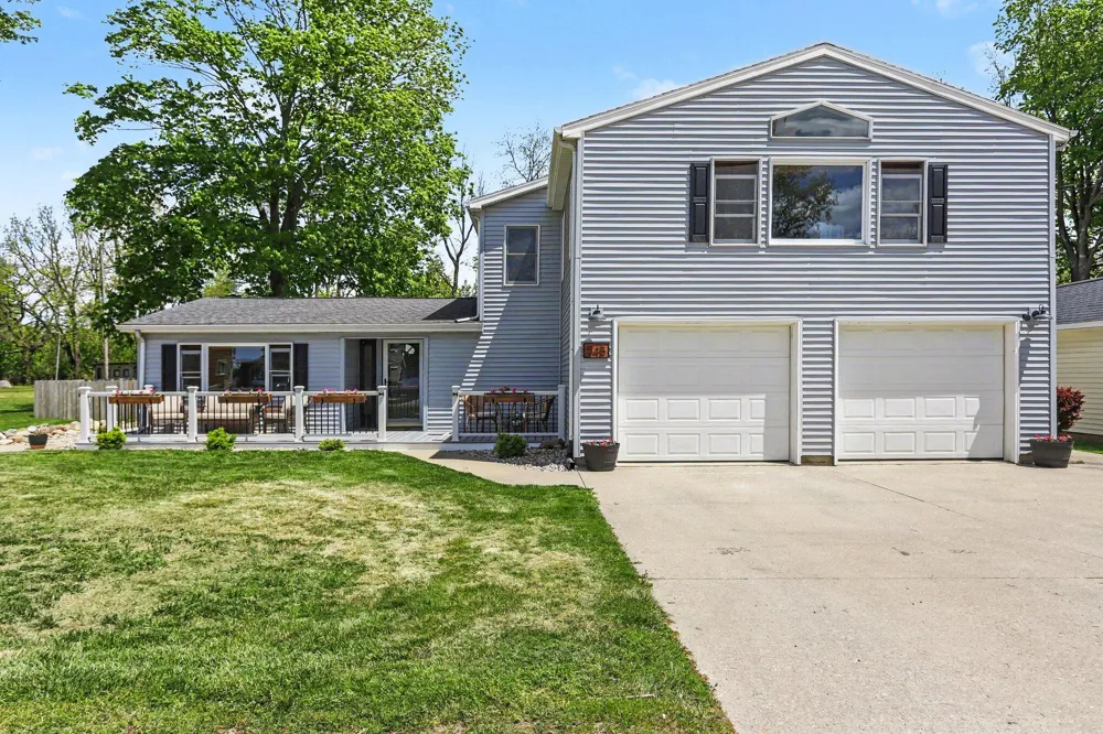 545 Lake Drive Ovid Township, MI 49036
