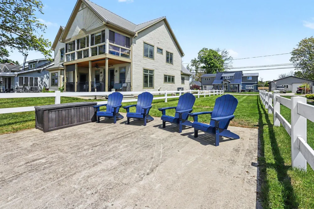 545 Lake Drive Ovid Township, MI 49036