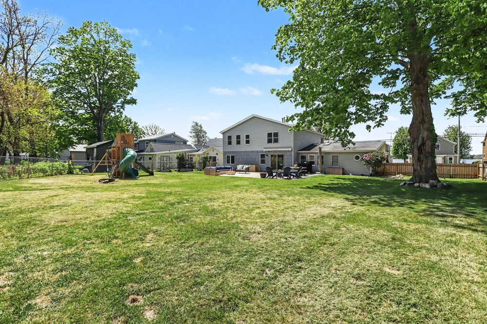 545 Lake Drive Ovid Township, MI 49036