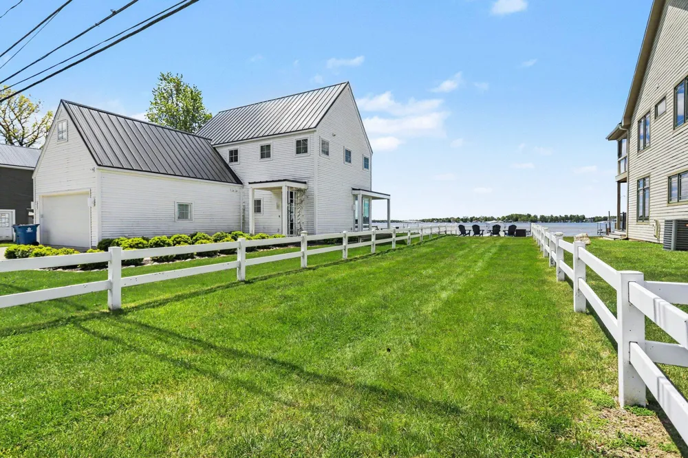 545 Lake Drive Ovid Township, MI 49036