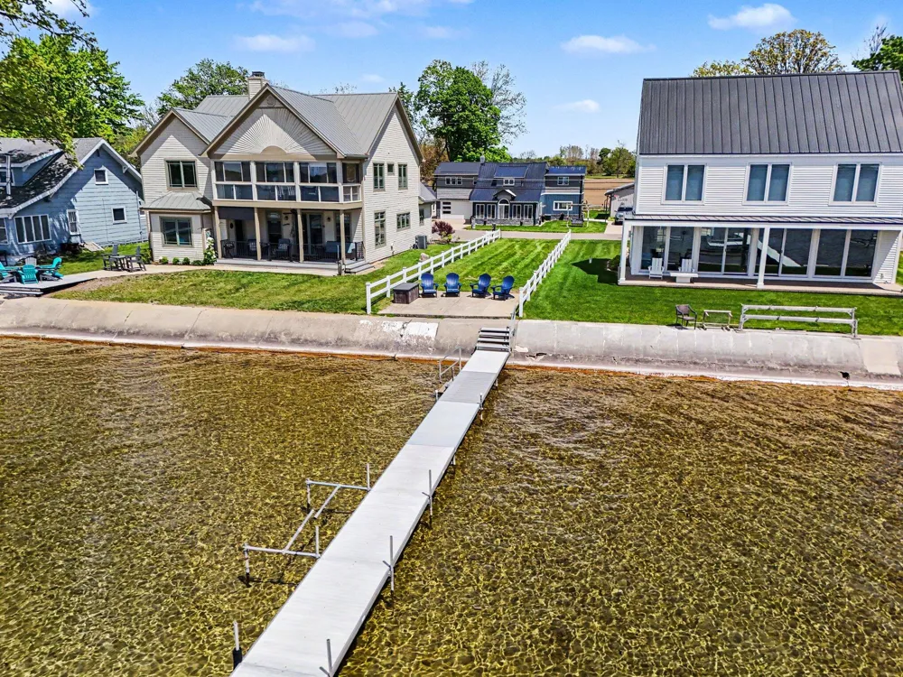 545 Lake Drive Ovid Township, MI 49036