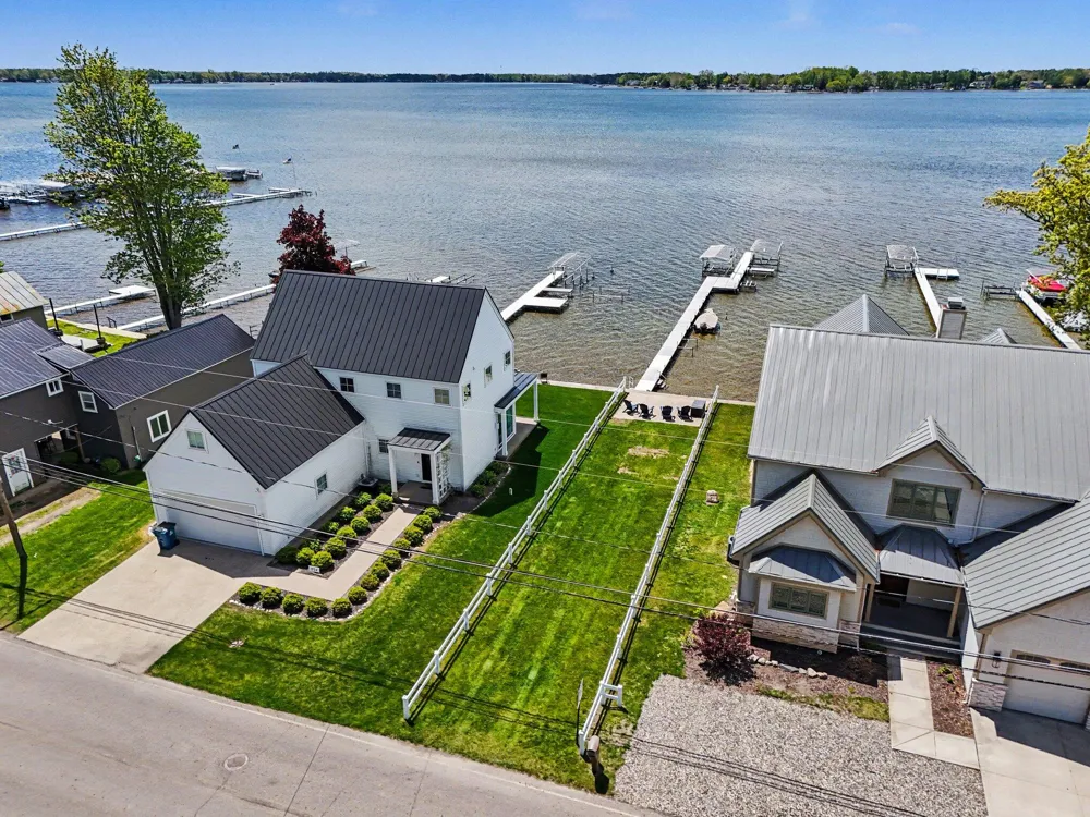 545 Lake Drive Ovid Township, MI 49036