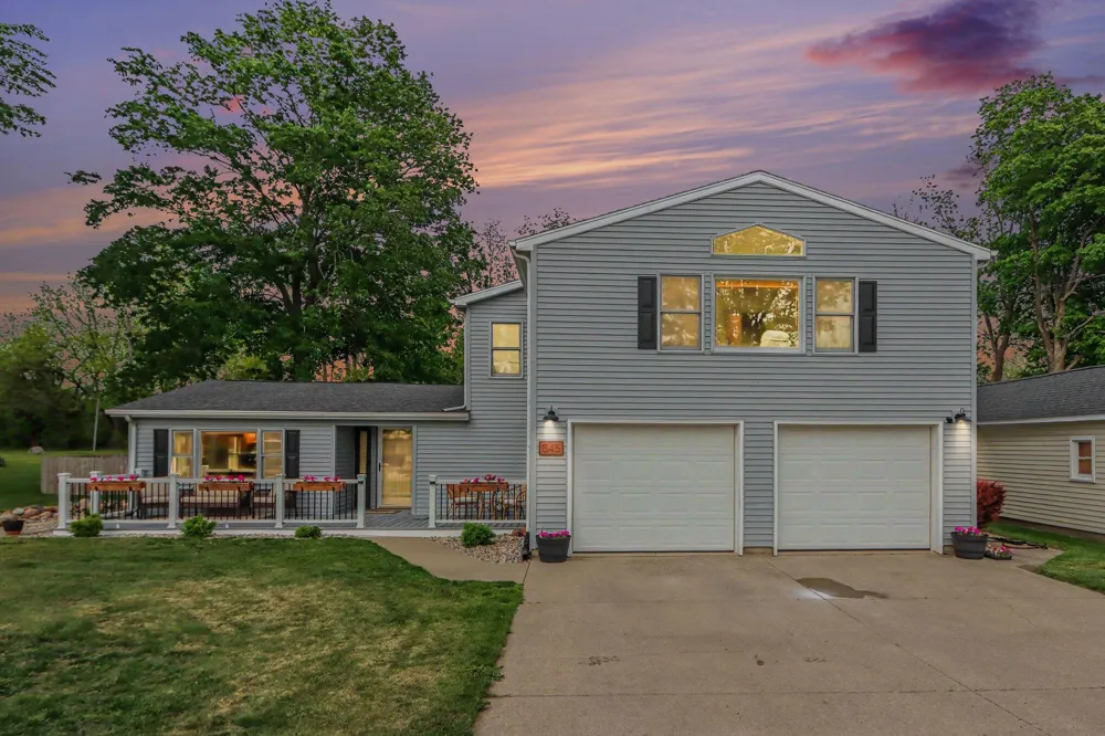 545 Lake Drive Ovid Township, MI 49036