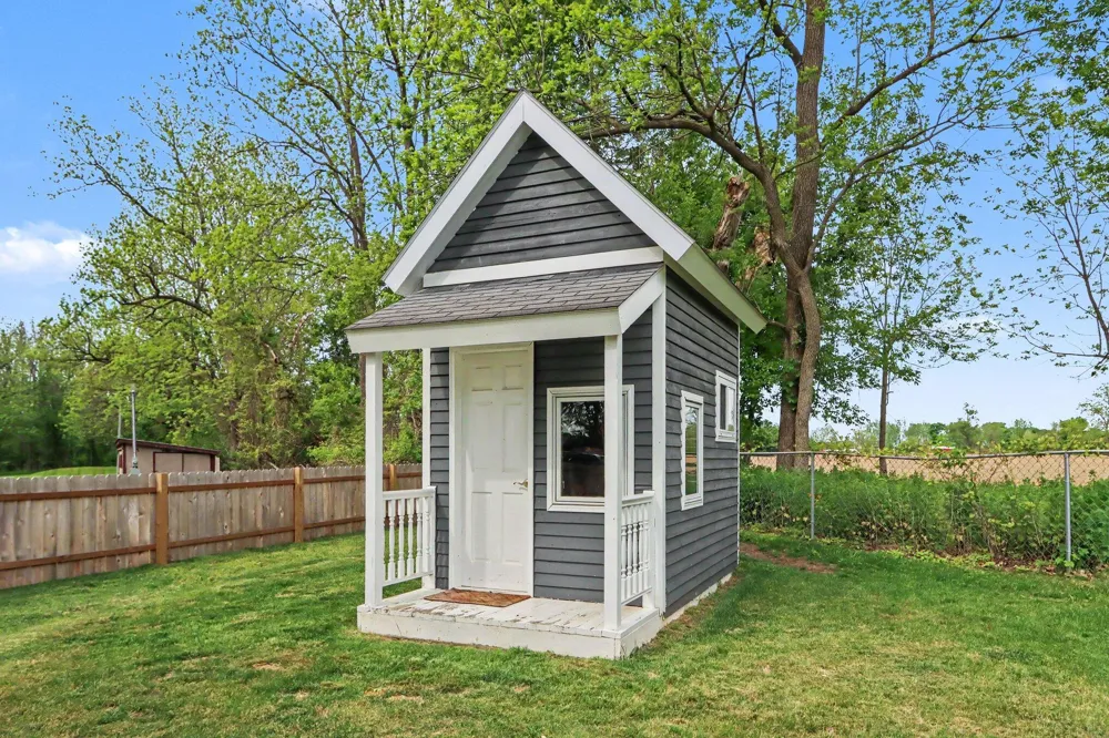 545 Lake Drive Ovid Township, MI 49036