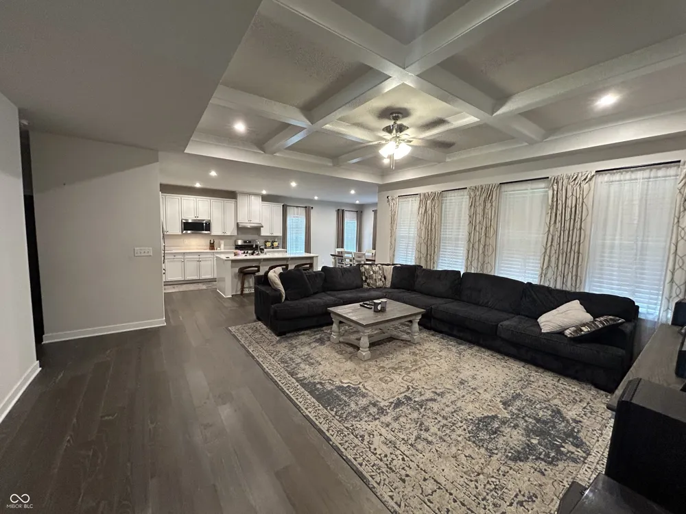 298 Larimar Drive Whiteland, IN 46184