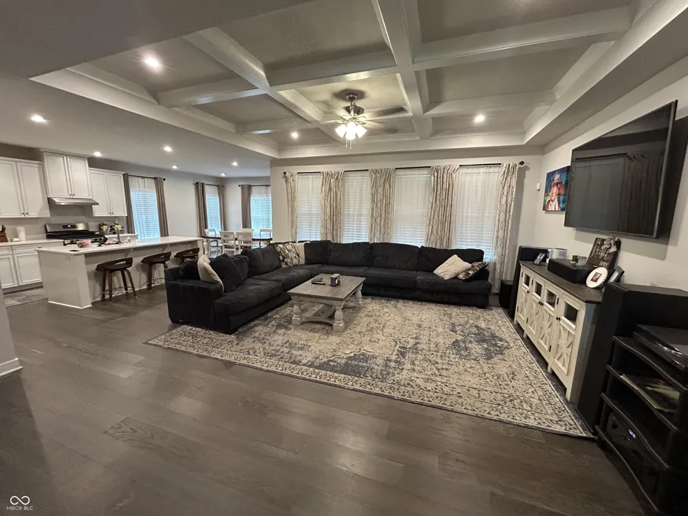 298 Larimar Drive Whiteland, IN 46184