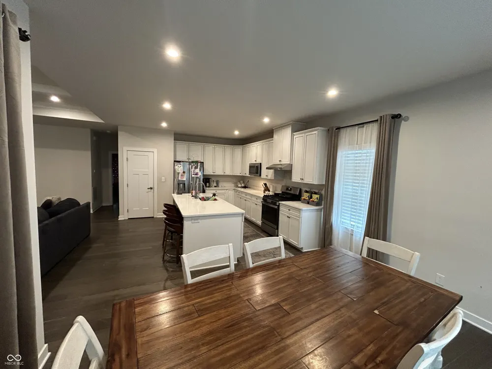 298 Larimar Drive Whiteland, IN 46184