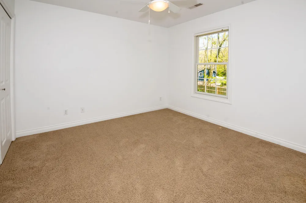 1401 Whispering Trail Benton Harbor, MI 49022