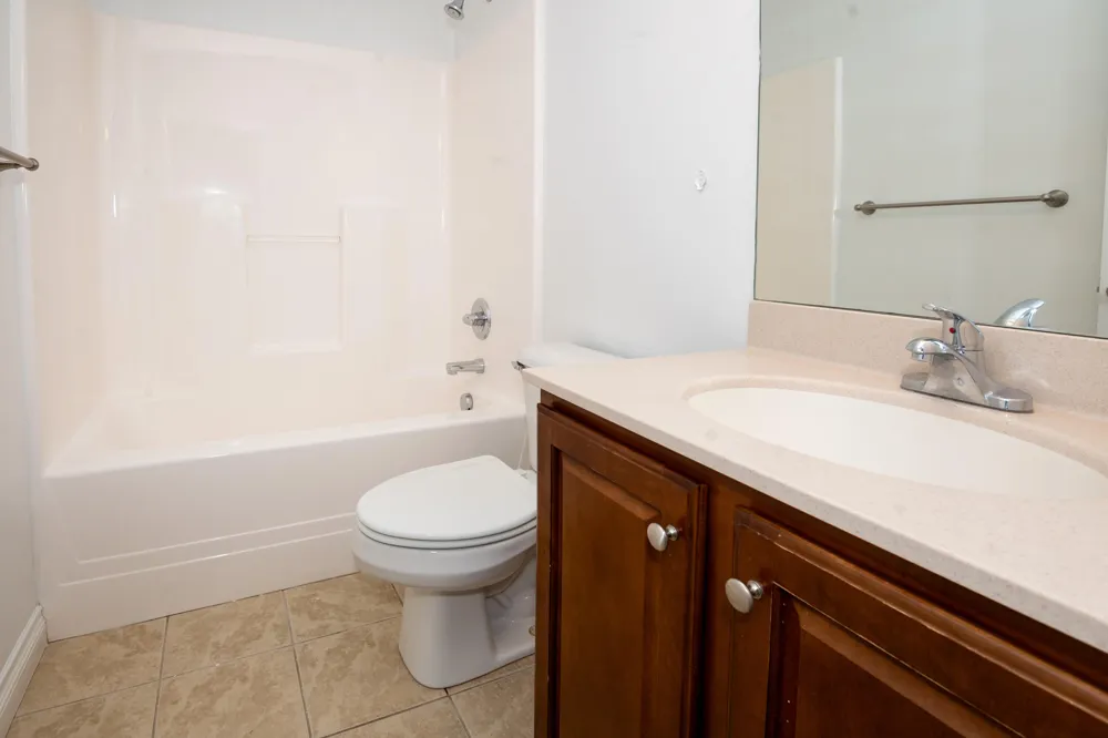 1401 Whispering Trail Benton Harbor, MI 49022