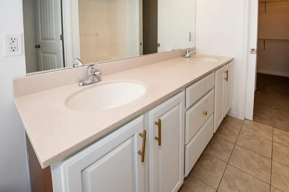 1401 Whispering Trail Benton Harbor, MI 49022