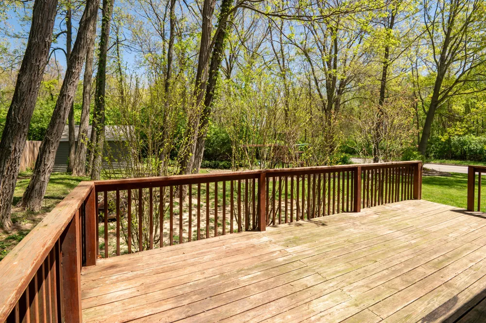 1401 Whispering Trail Benton Harbor, MI 49022