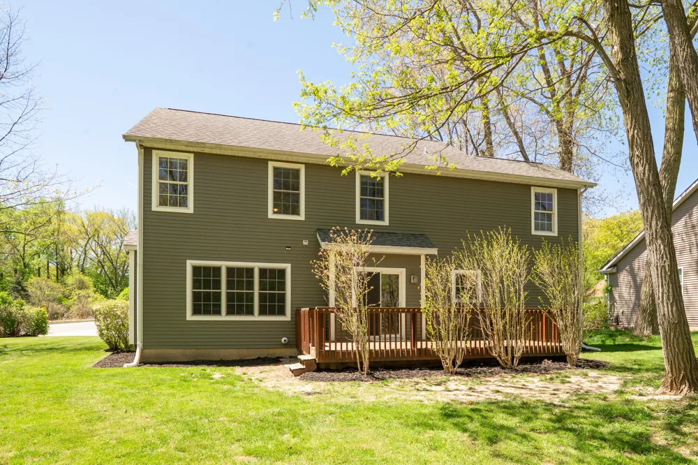 1401 Whispering Trail Benton Harbor, MI 49022