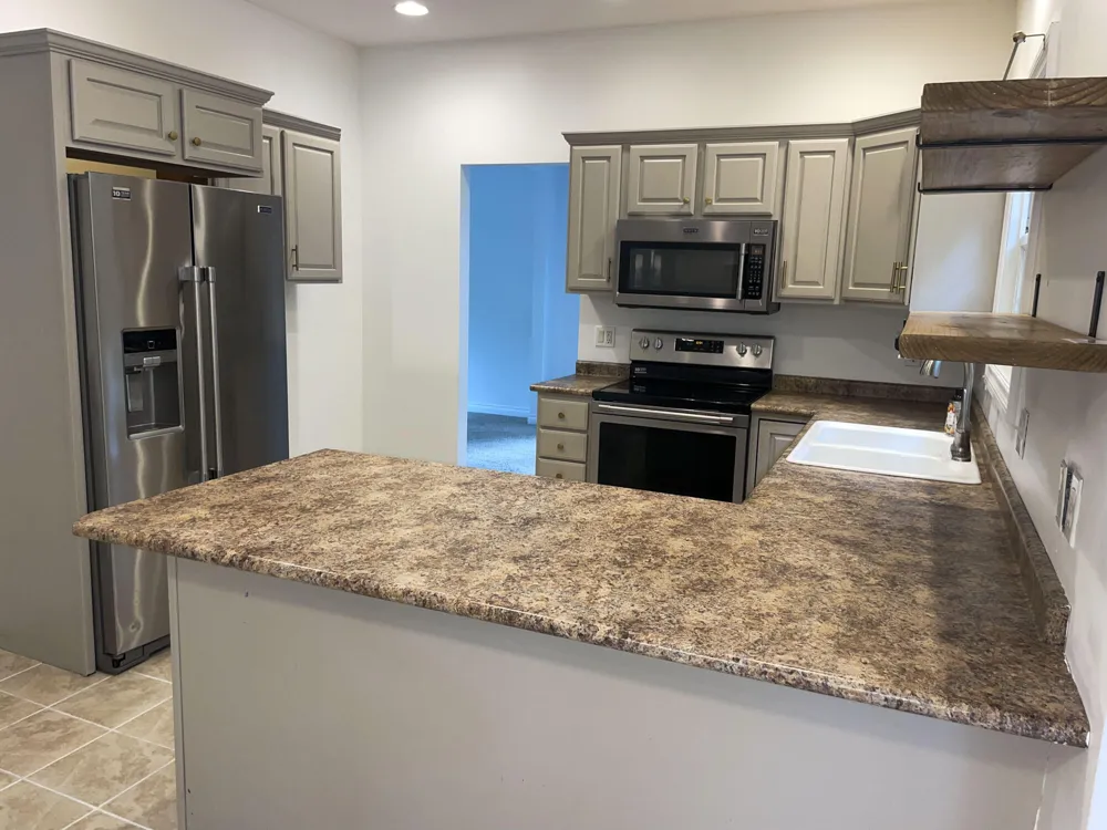 1401 Whispering Trail Benton Harbor, MI 49022