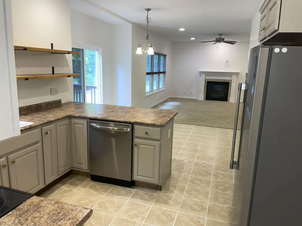 1401 Whispering Trail Benton Harbor, MI 49022