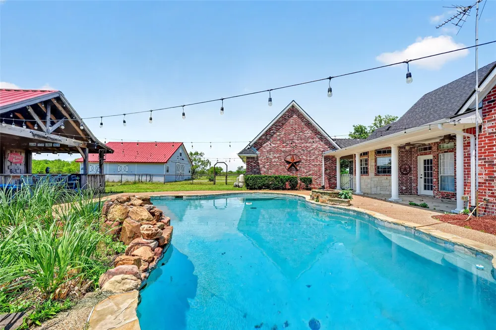 9339 State Highway 276 Royse City, TX 75189