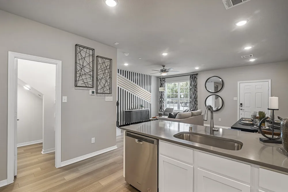 253 Territory Trail #20 Fort Worth, TX 76120