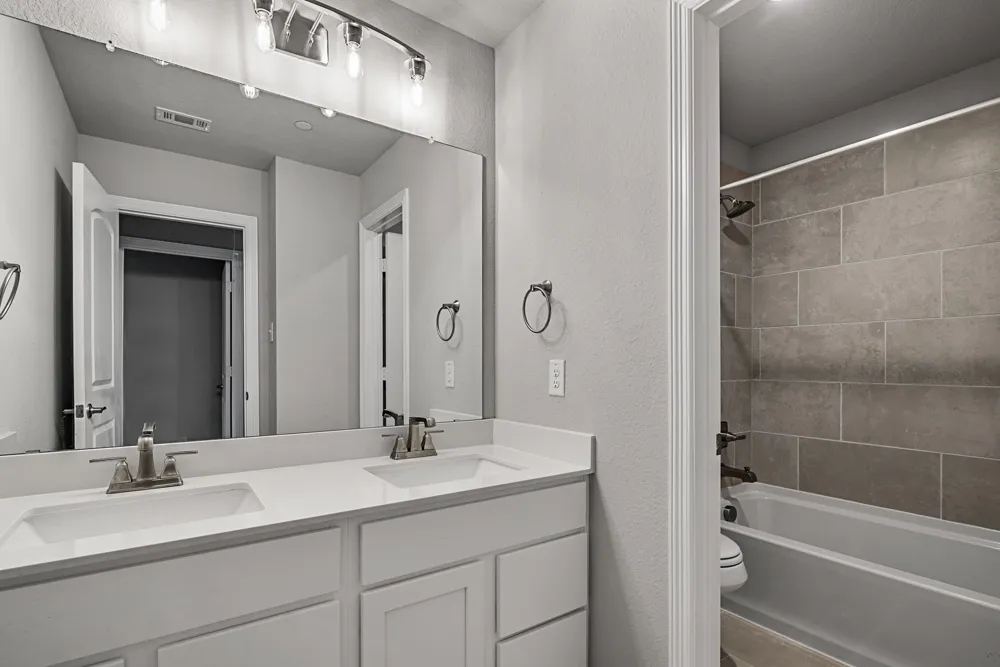 253 Territory Trail #20 Fort Worth, TX 76120