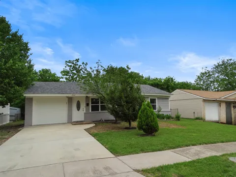 202 E Cober Drive