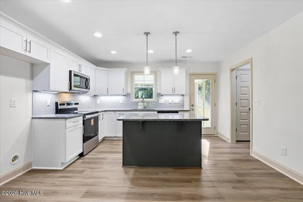 305 West Street Roseboro, NC 28382