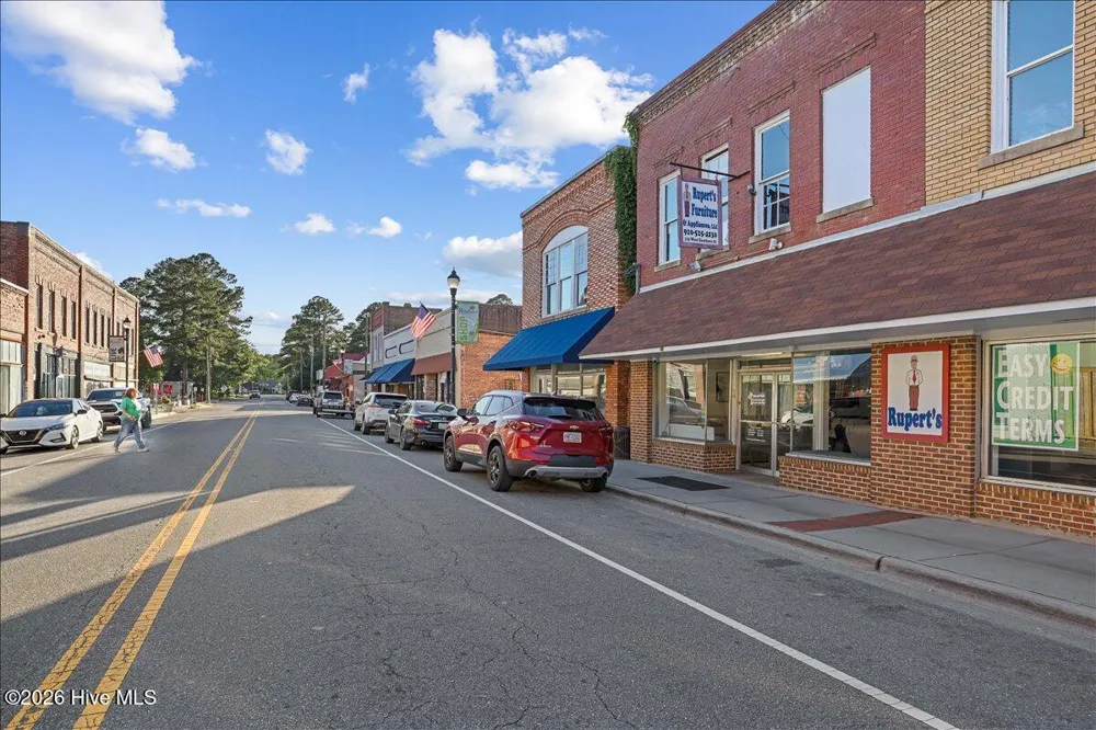 305 West Street Roseboro, NC 28382