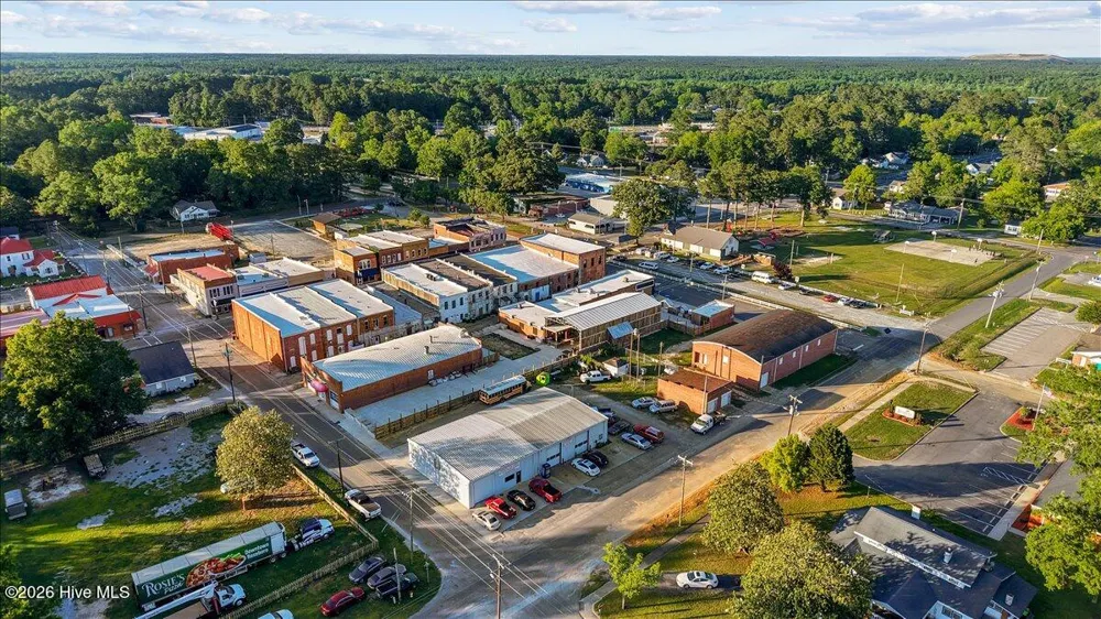 305 West Street Roseboro, NC 28382