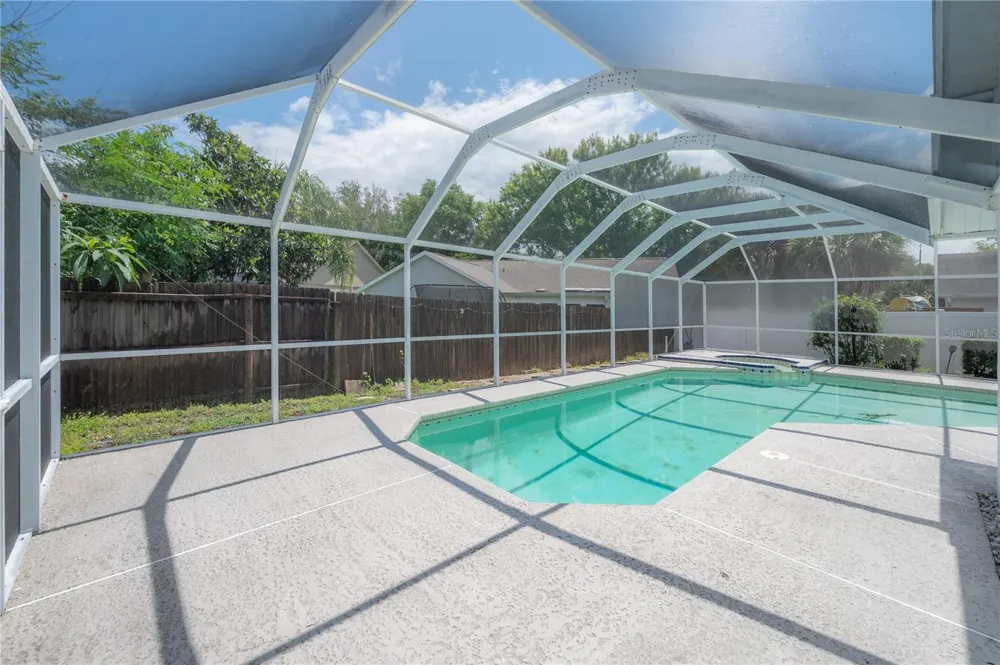 15121 HEATHRIDGE DRIVE Tampa, FL 33625