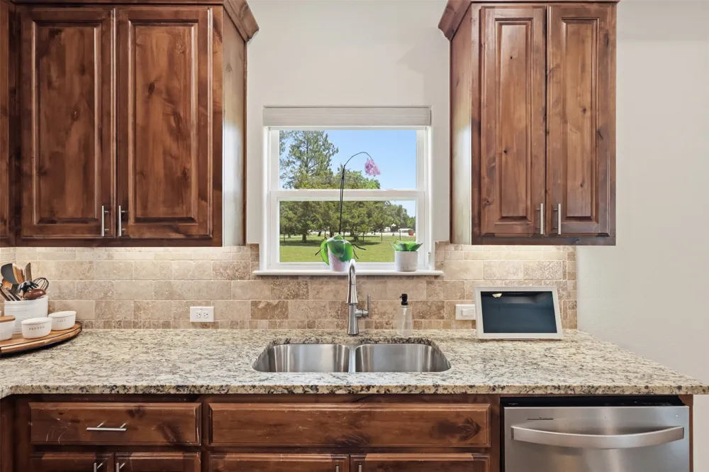 1501 Business Highway 121 Trenton, TX 75490