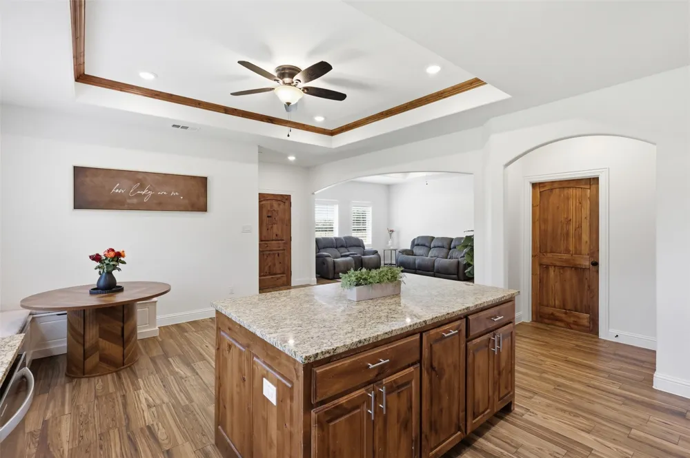 1501 Business Highway 121 Trenton, TX 75490